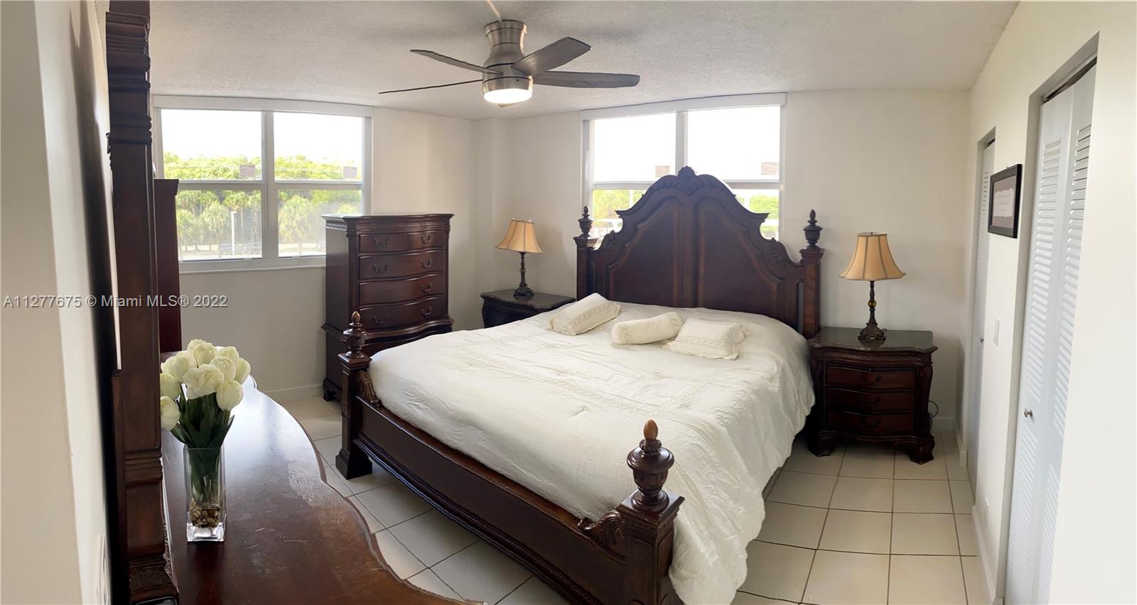 2821 NE 163rd St Unit: 3W