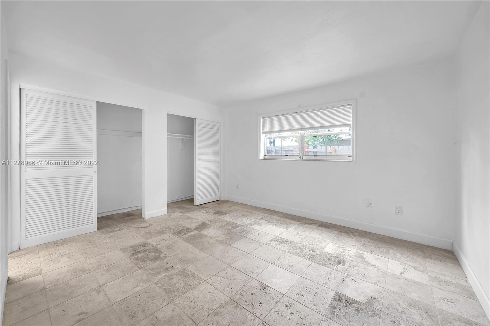 8650 SW 67th Ave Unit: 1010