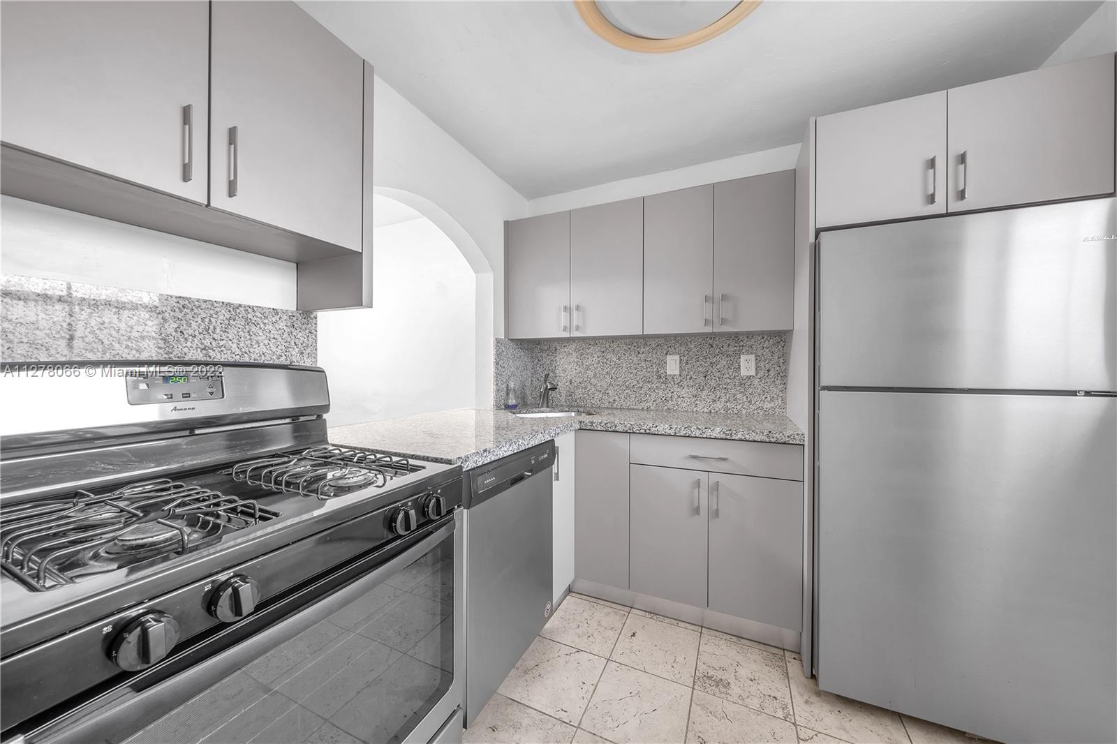 8650 SW 67th Ave Unit: 1010