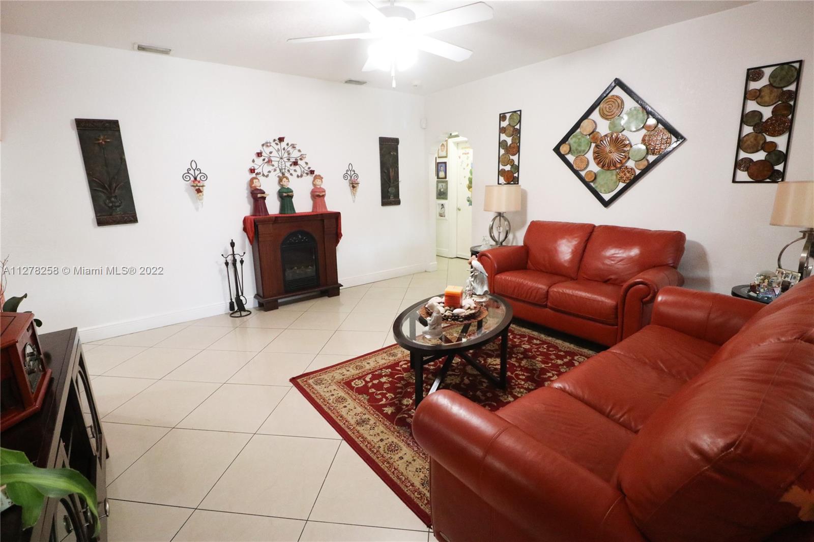 3085 NW Flagler Ter