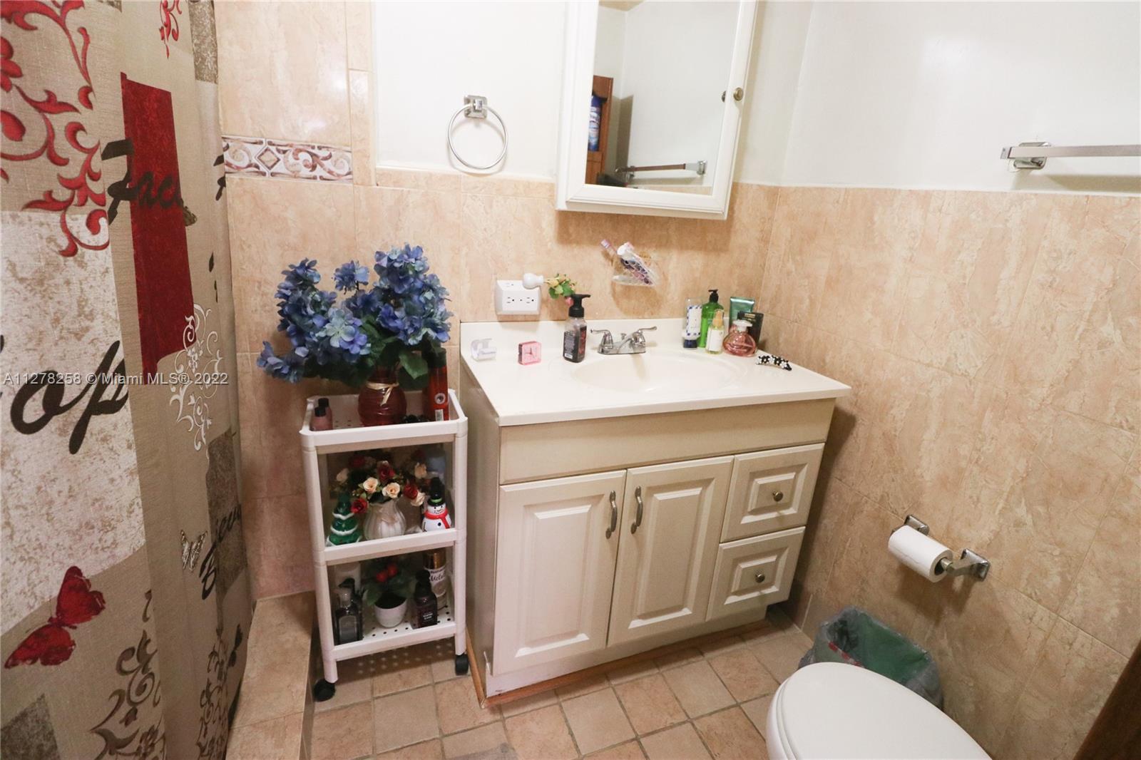 3085 NW Flagler Ter