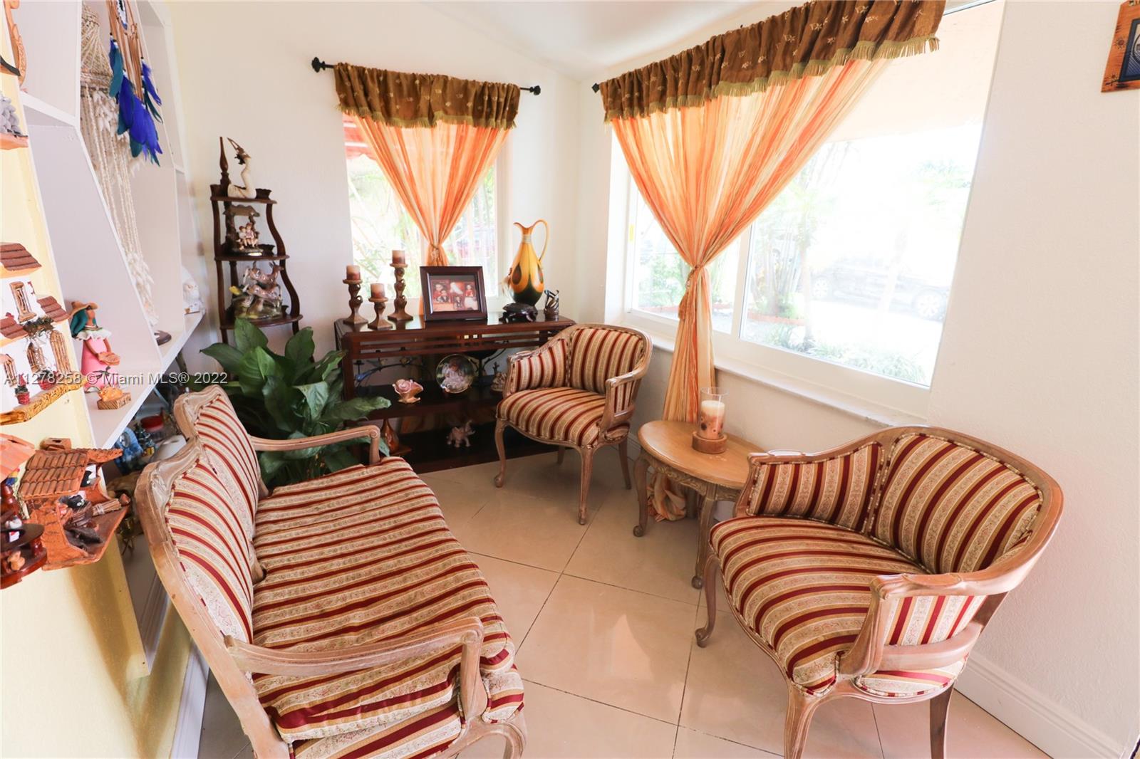 3085 NW Flagler Ter