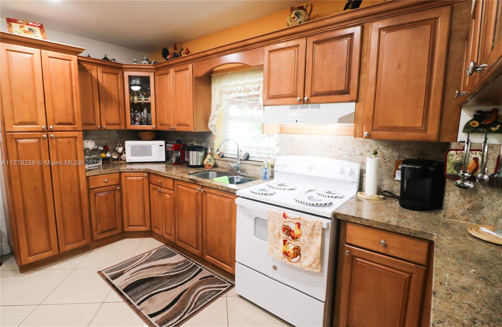 3085 NW Flagler Ter