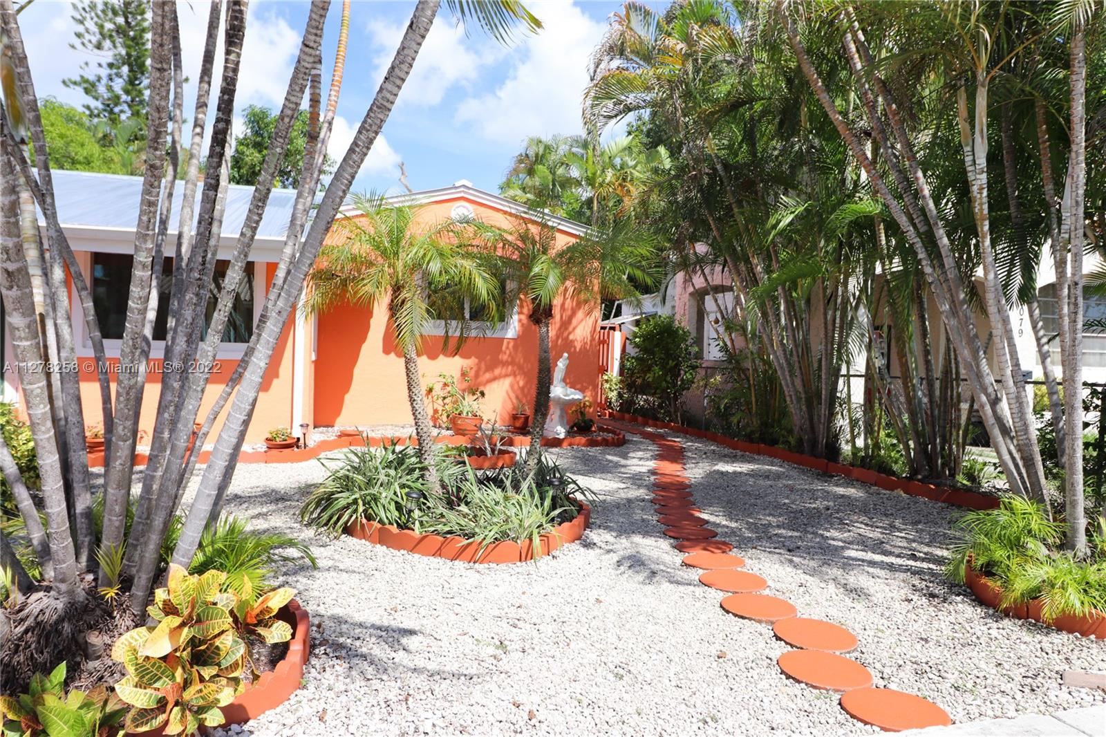 3085 NW Flagler Ter