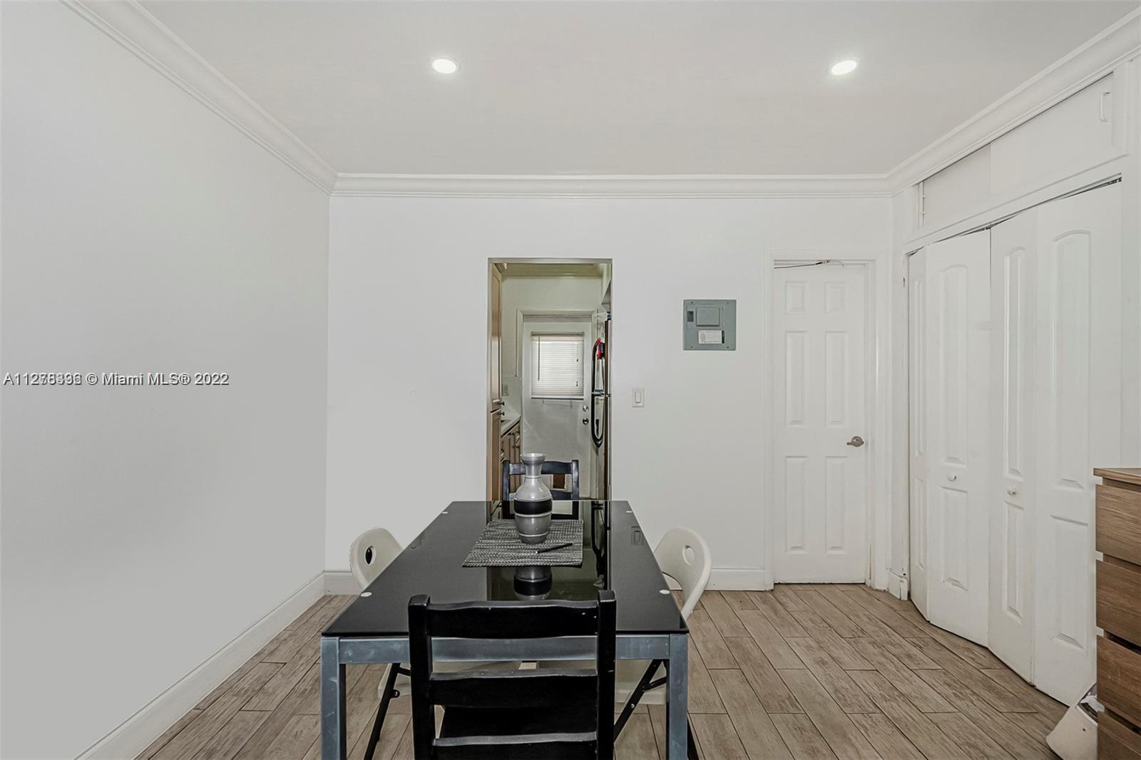 719 Euclid Ave Unit: 3