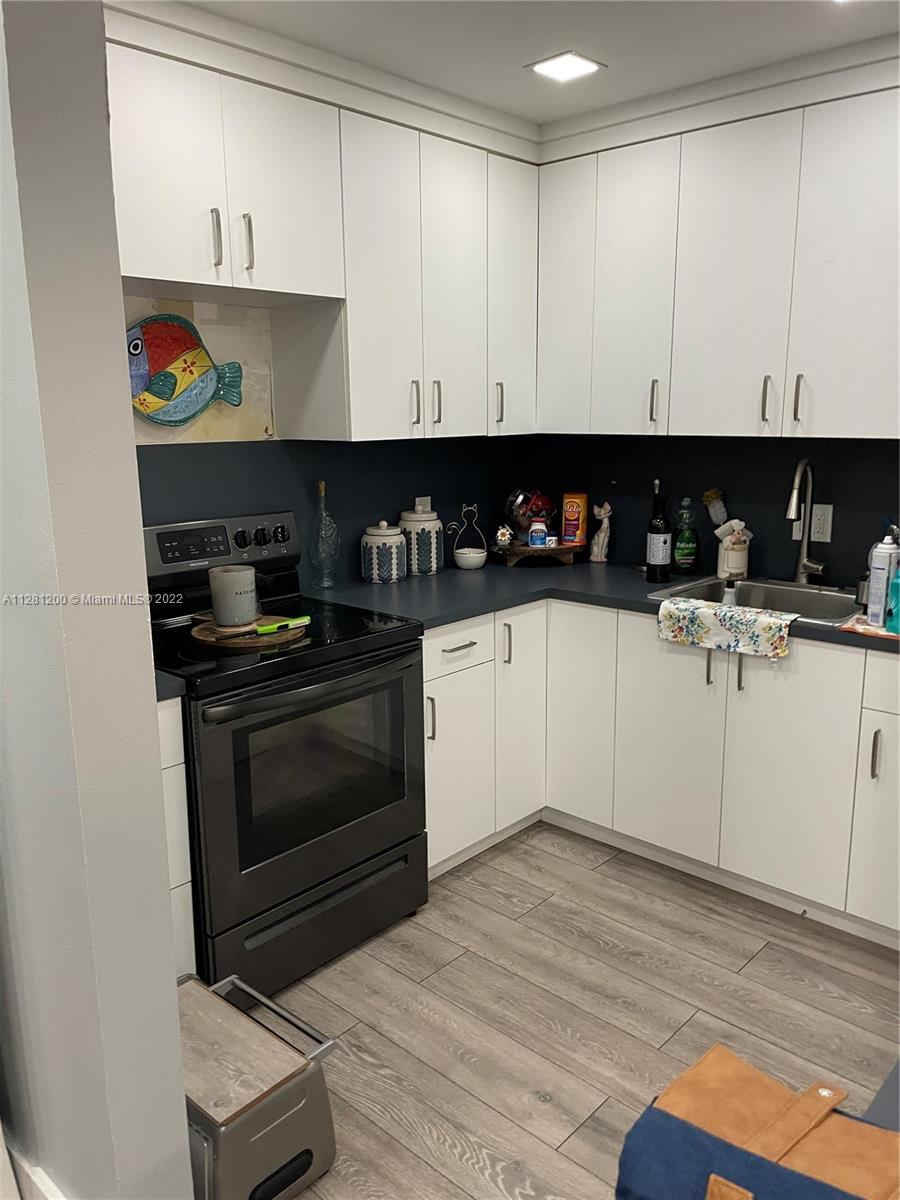 7965 SW 86th St Unit: 103