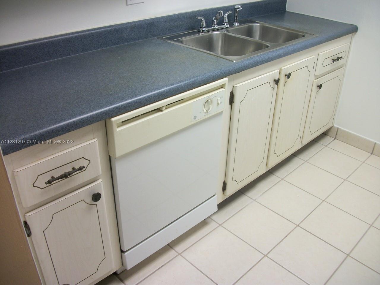 14301 N Kendall Dr Unit: 312B