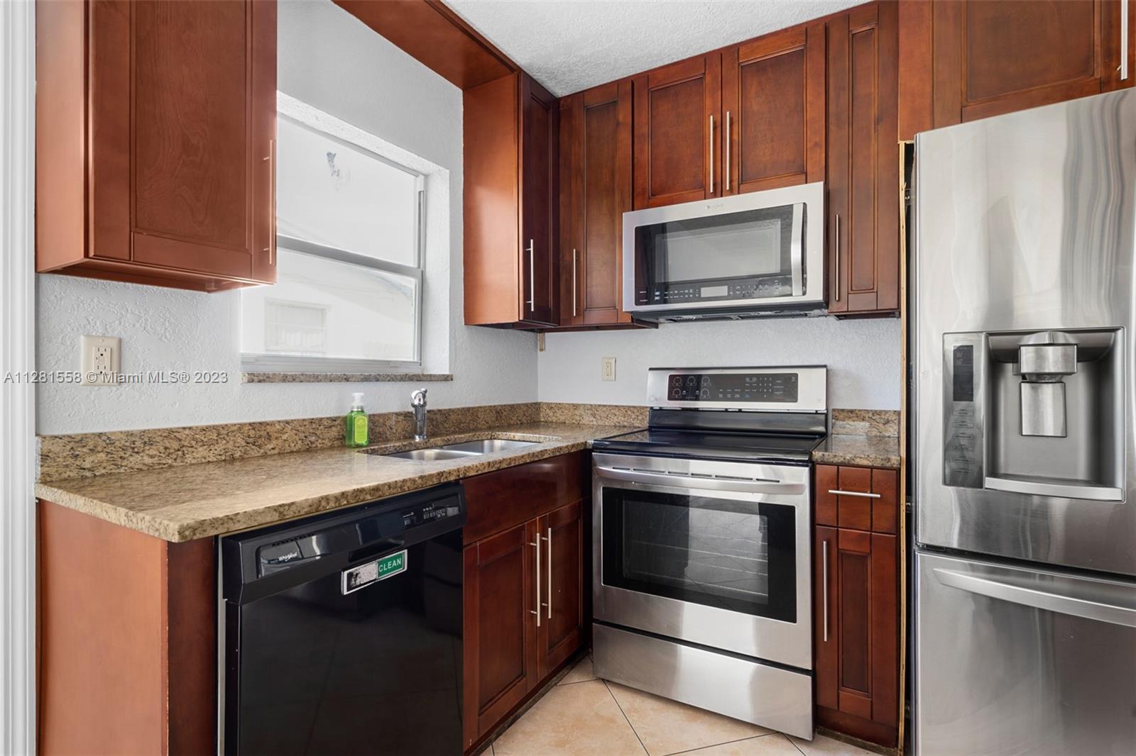 1250 NW 179th Ter