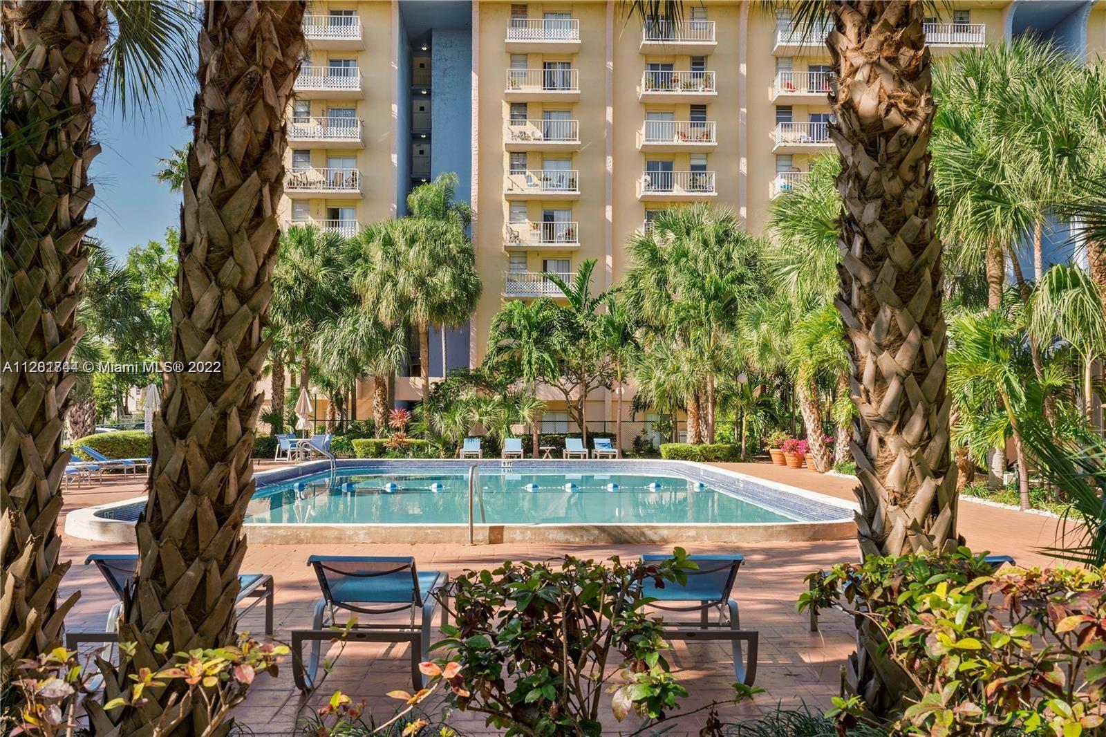 4550 NW 9th St Unit: 520E