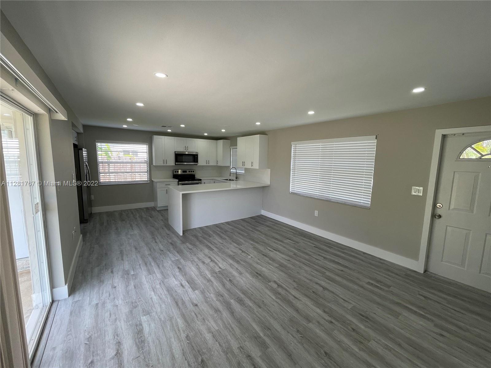 20300 SW 105th Ave