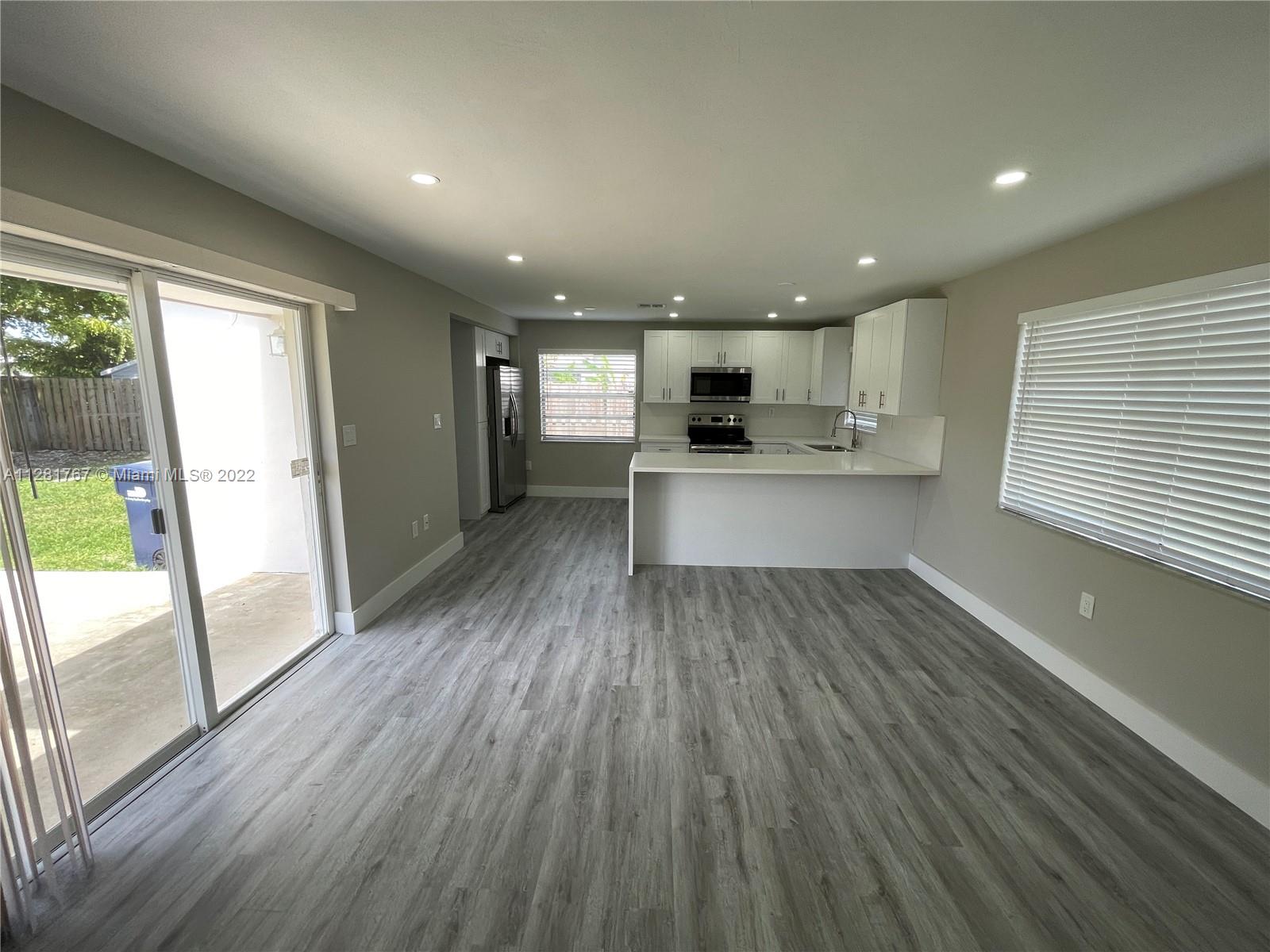 20300 SW 105th Ave