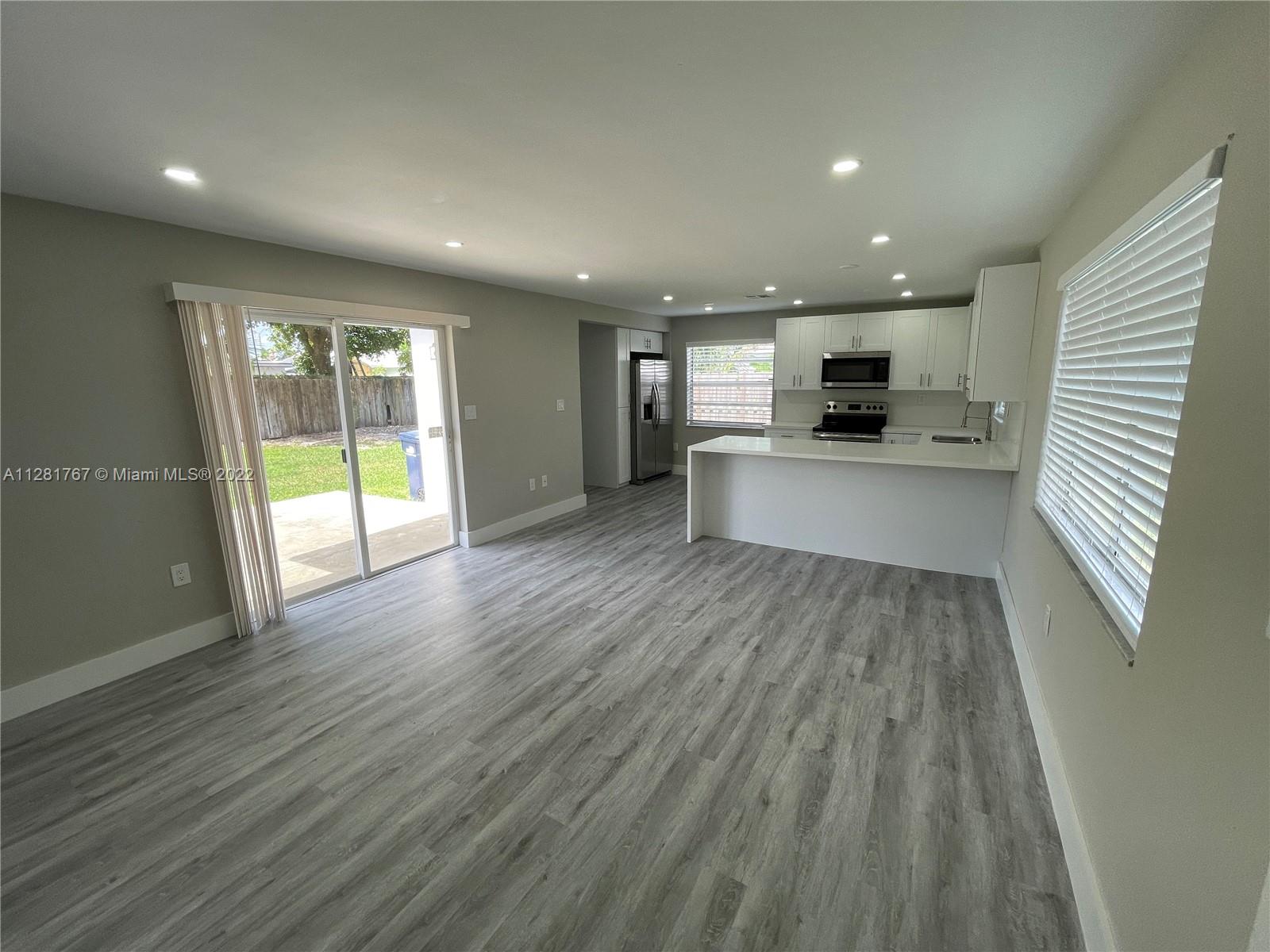 20300 SW 105th Ave
