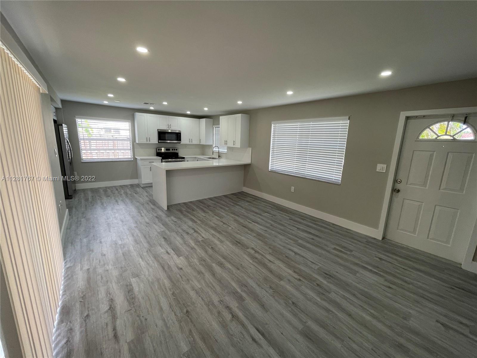 20300 SW 105th Ave