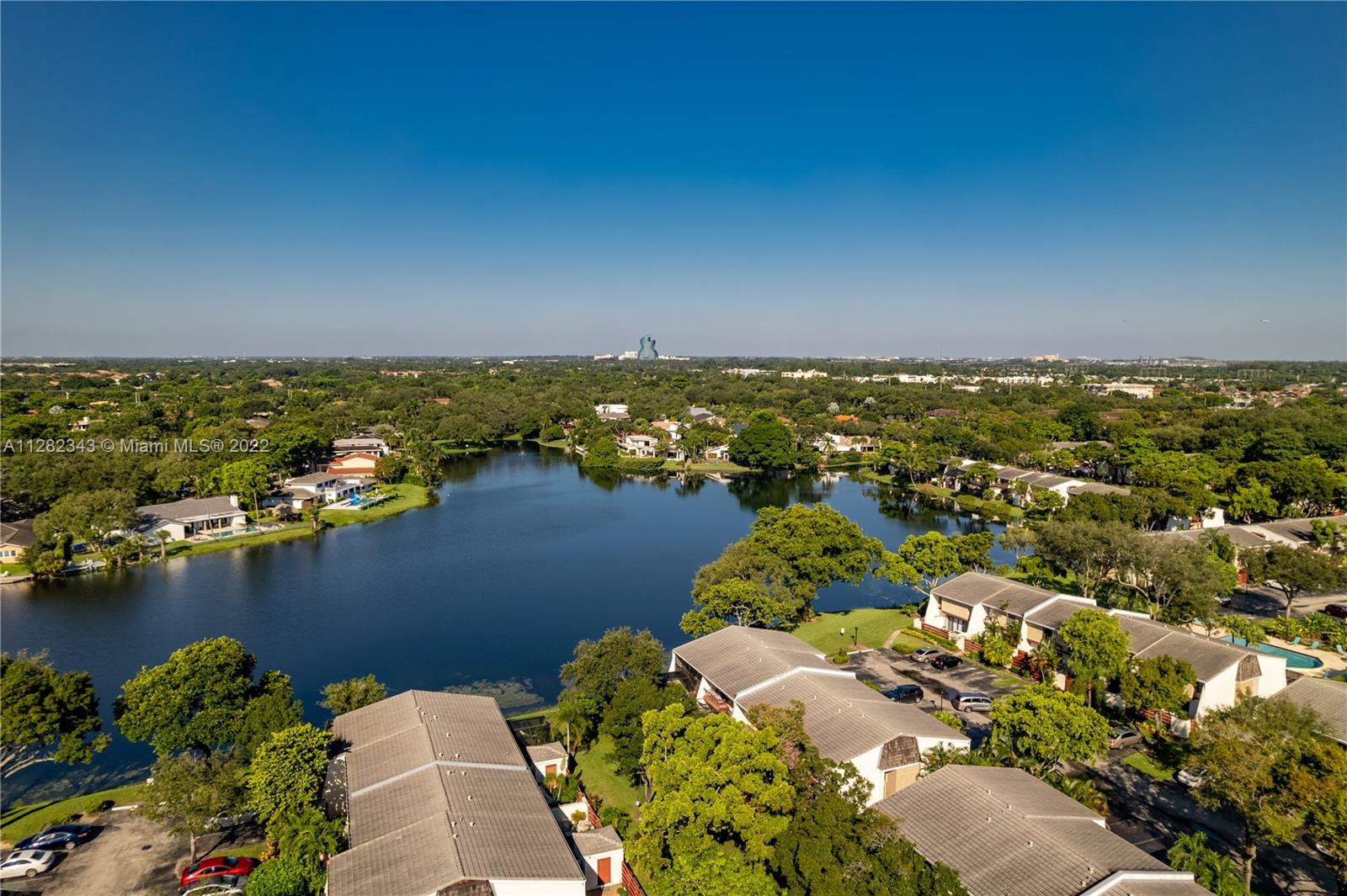 2997 Lakewood Ln Unit: 332