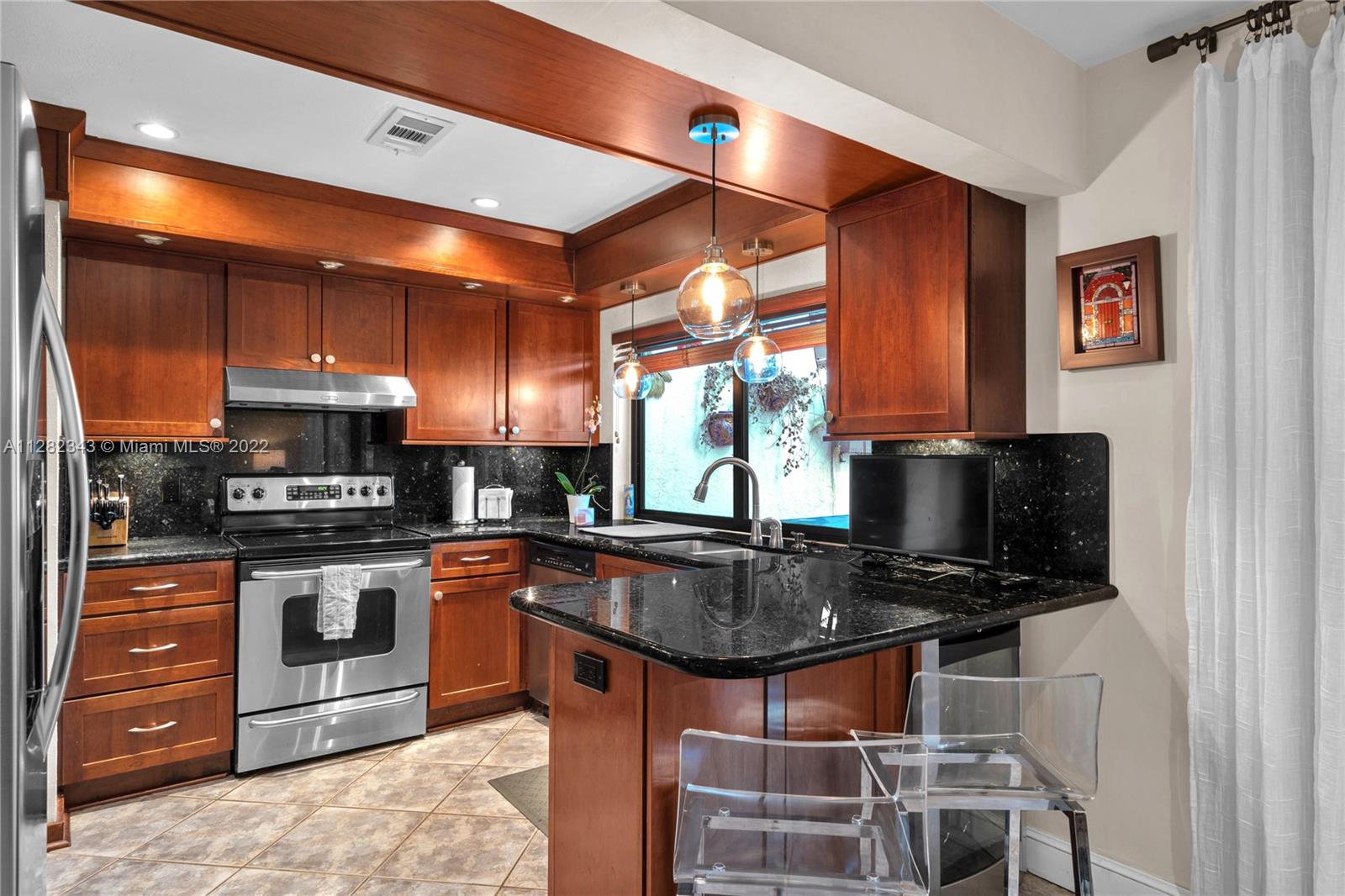 2997 Lakewood Ln Unit: 332