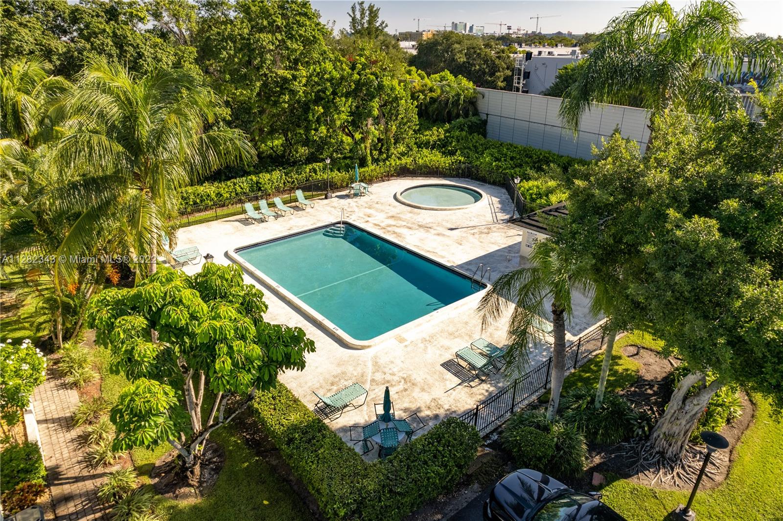 2997 Lakewood Ln Unit: 332