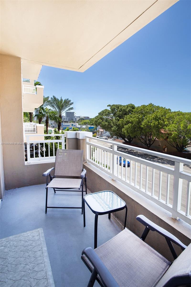 2665 SW 37th Ave Unit: 302
