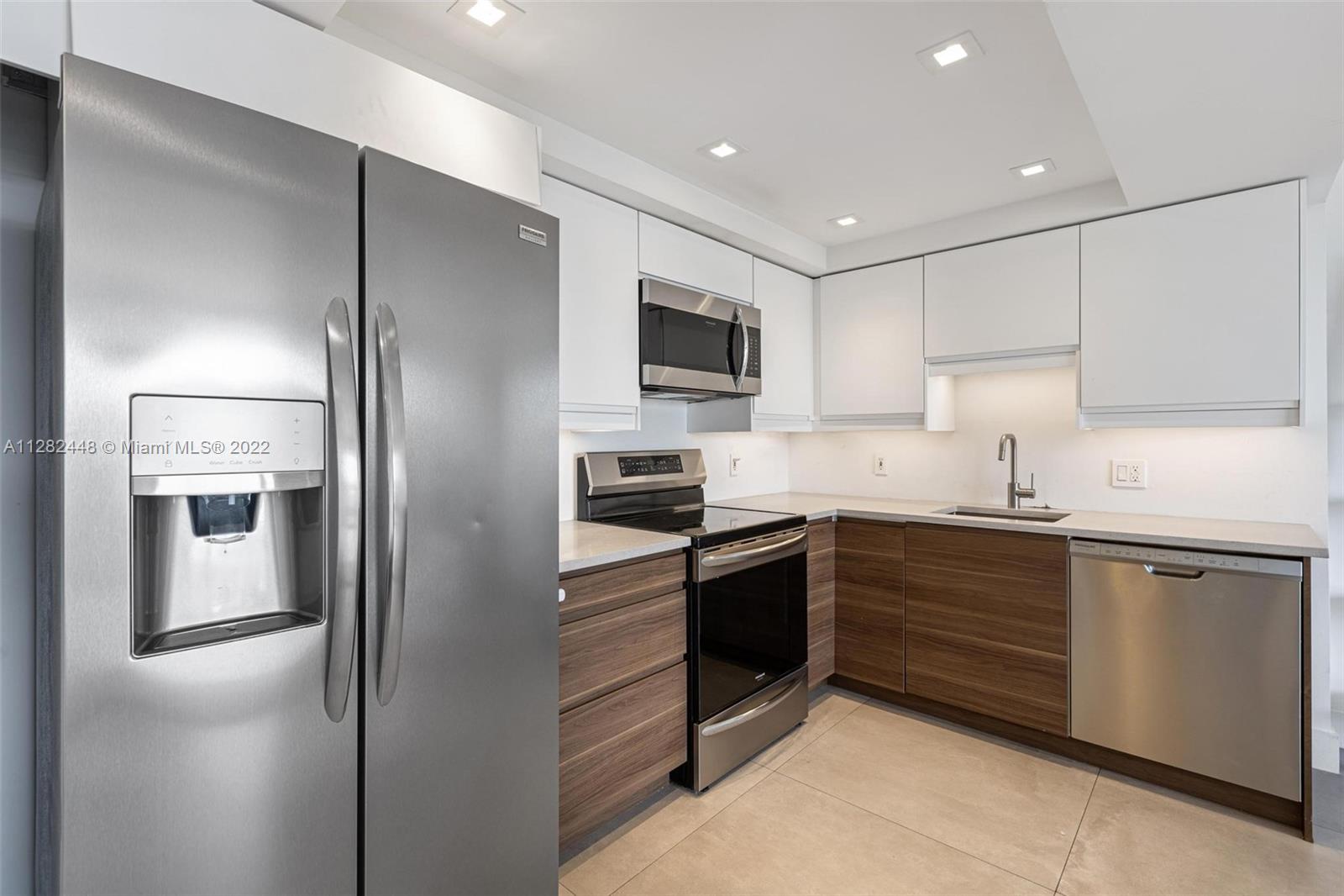 13499 Biscayne Blvd Unit: 808