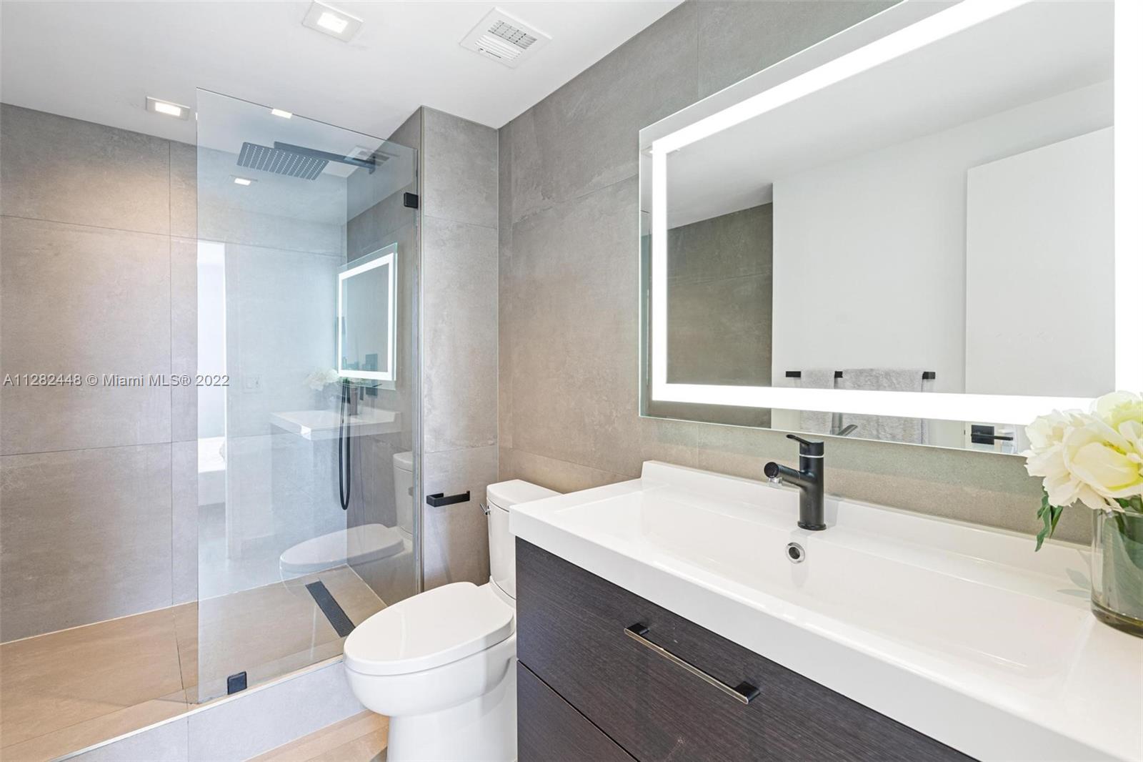 13499 Biscayne Blvd Unit: 808