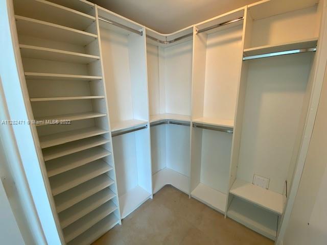 350 S Miami Ave Unit: 3712
