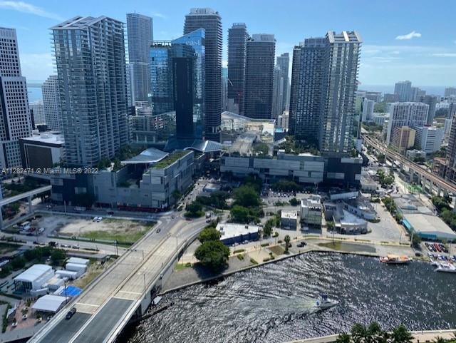 350 S Miami Ave Unit: 3712
