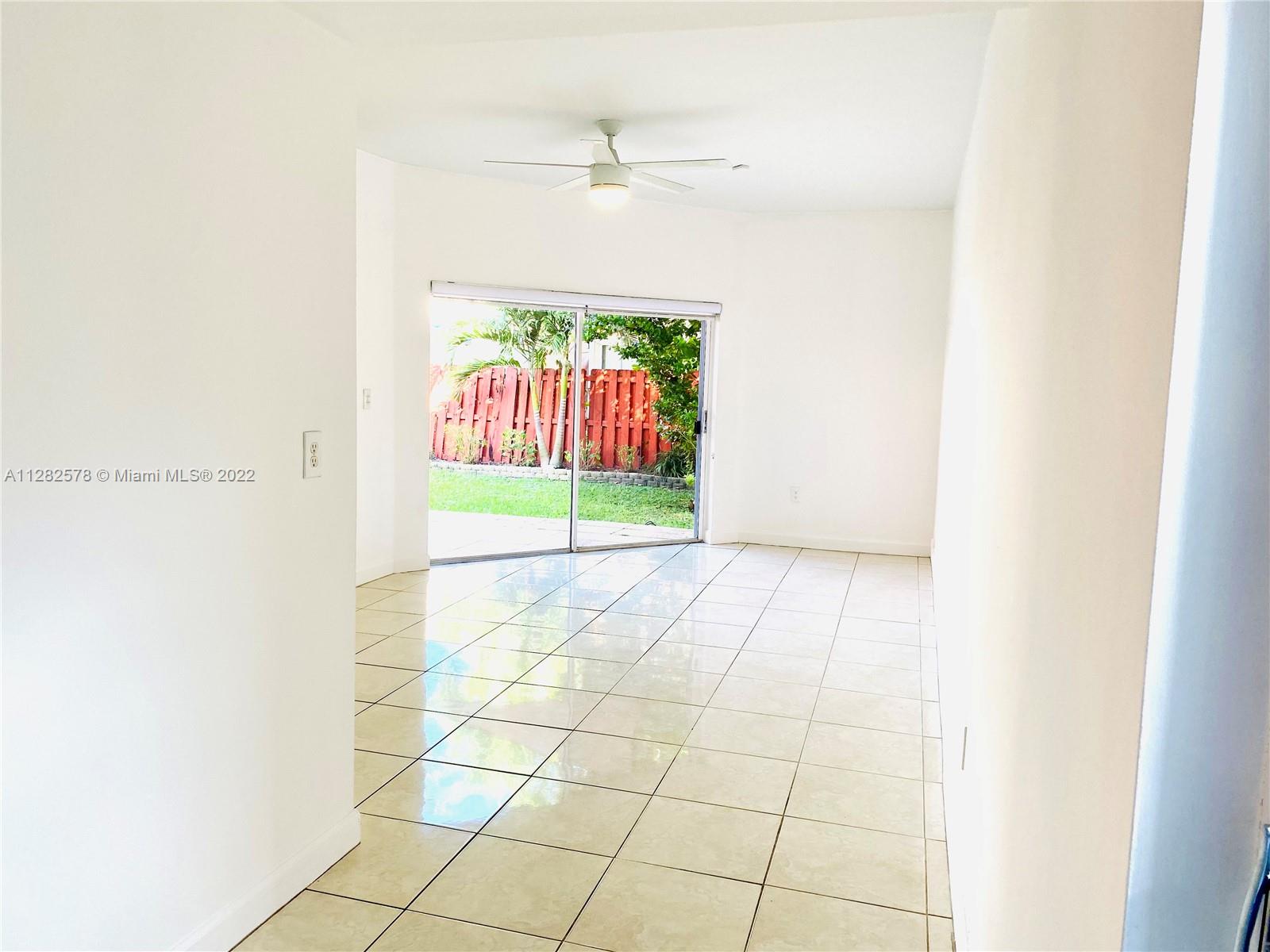 4925 SW 154 CT