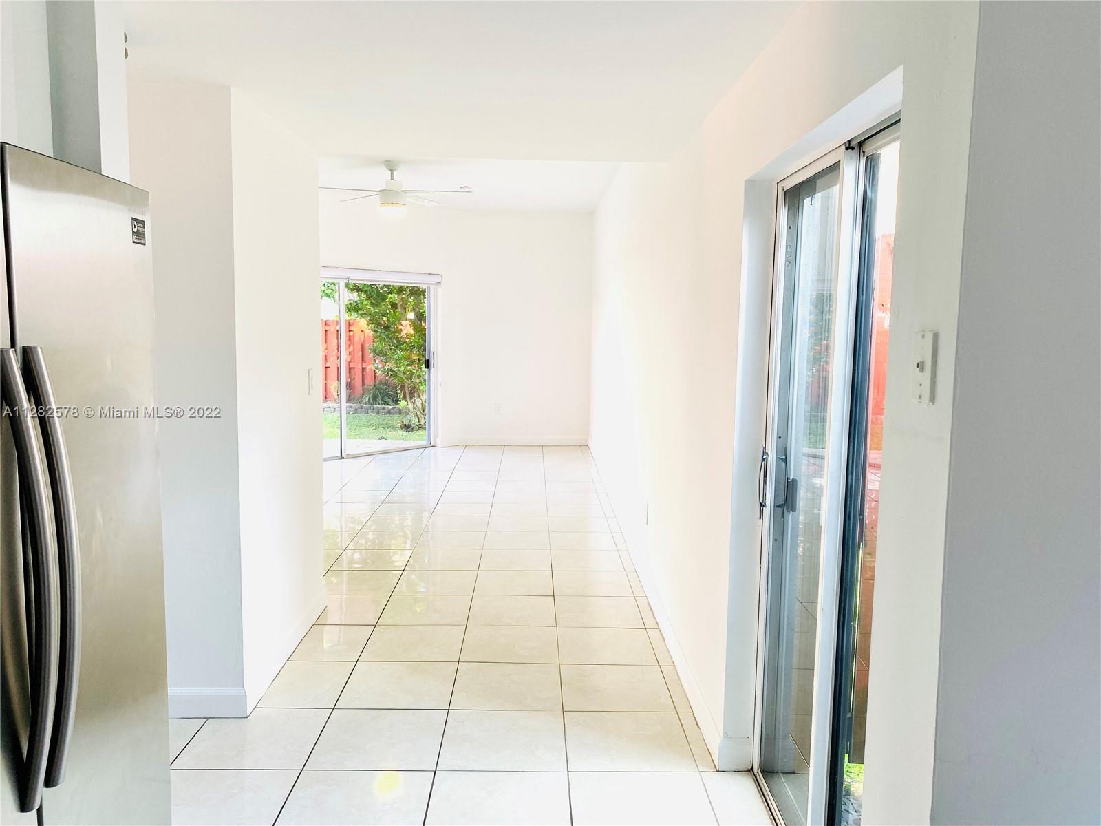 4925 SW 154 CT