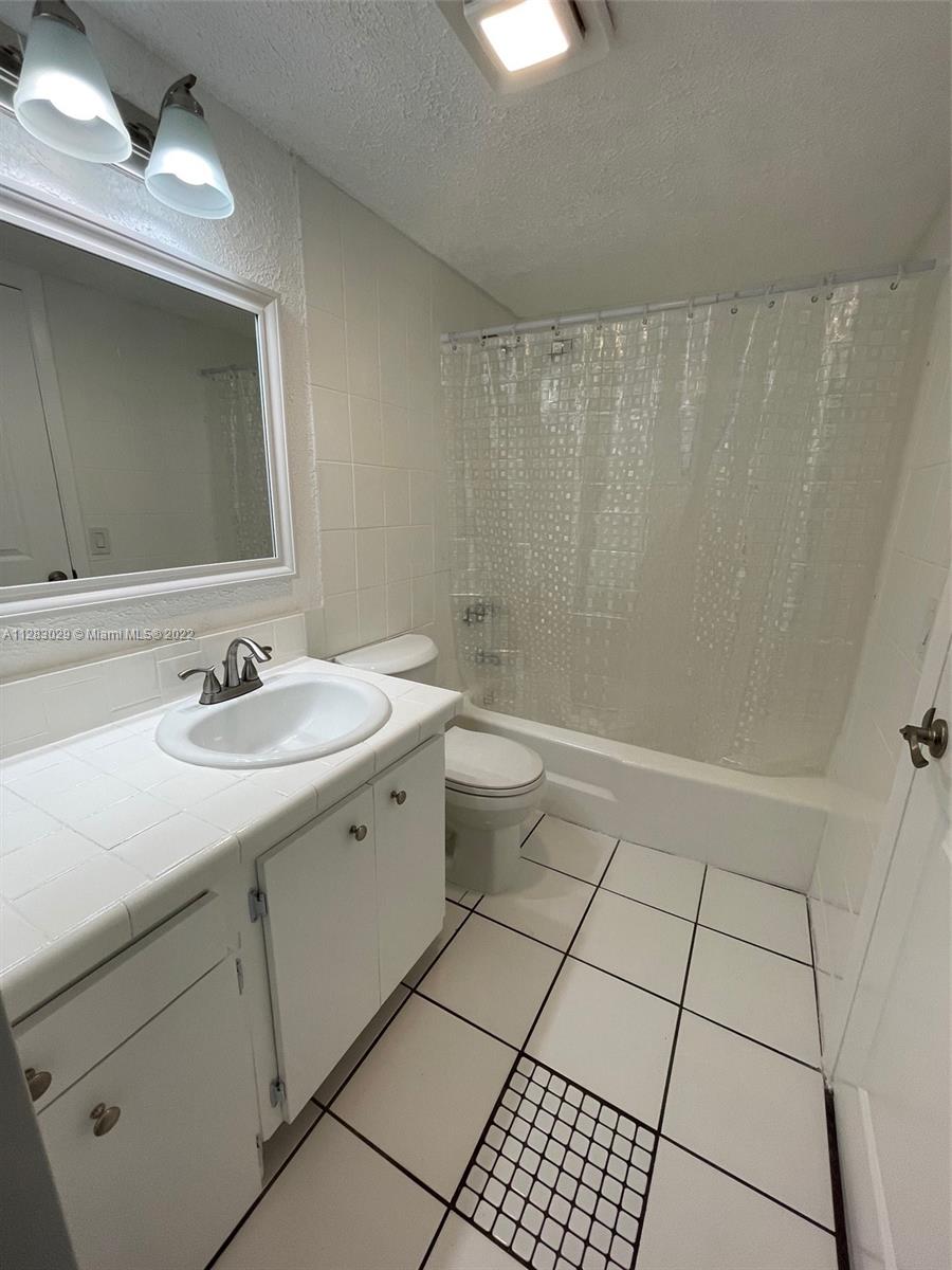 10832 SW 88th St Unit: U13