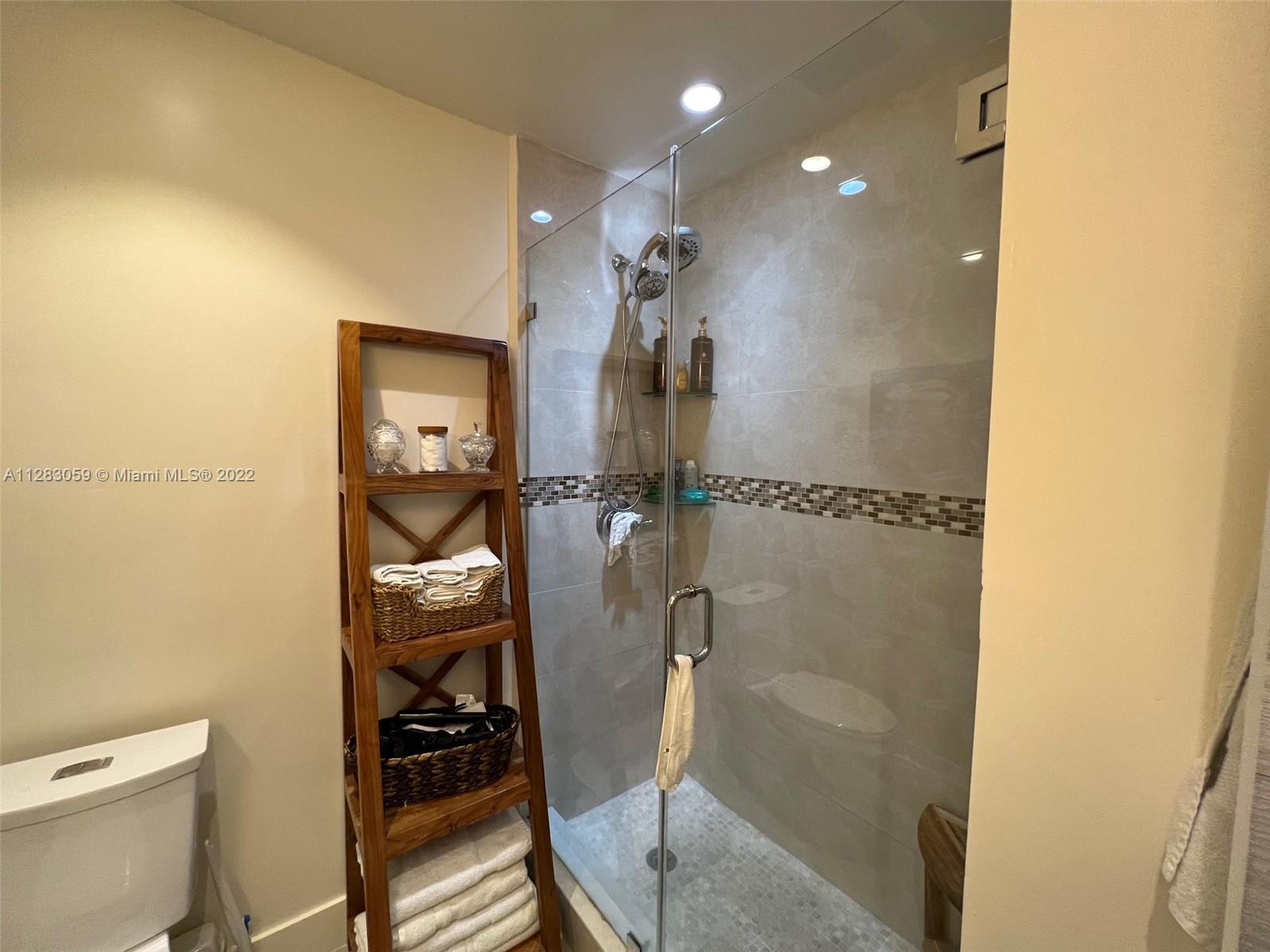 1110 E Salzedo St Unit: 2E