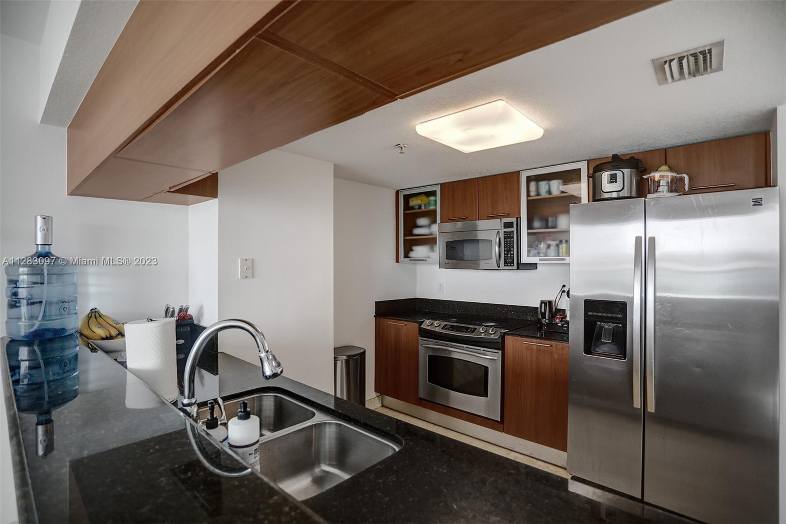 1800 N Bayshore Dr Unit: 3803