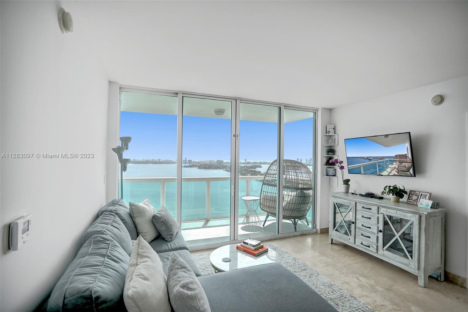 1800 N Bayshore Dr Unit: 3803