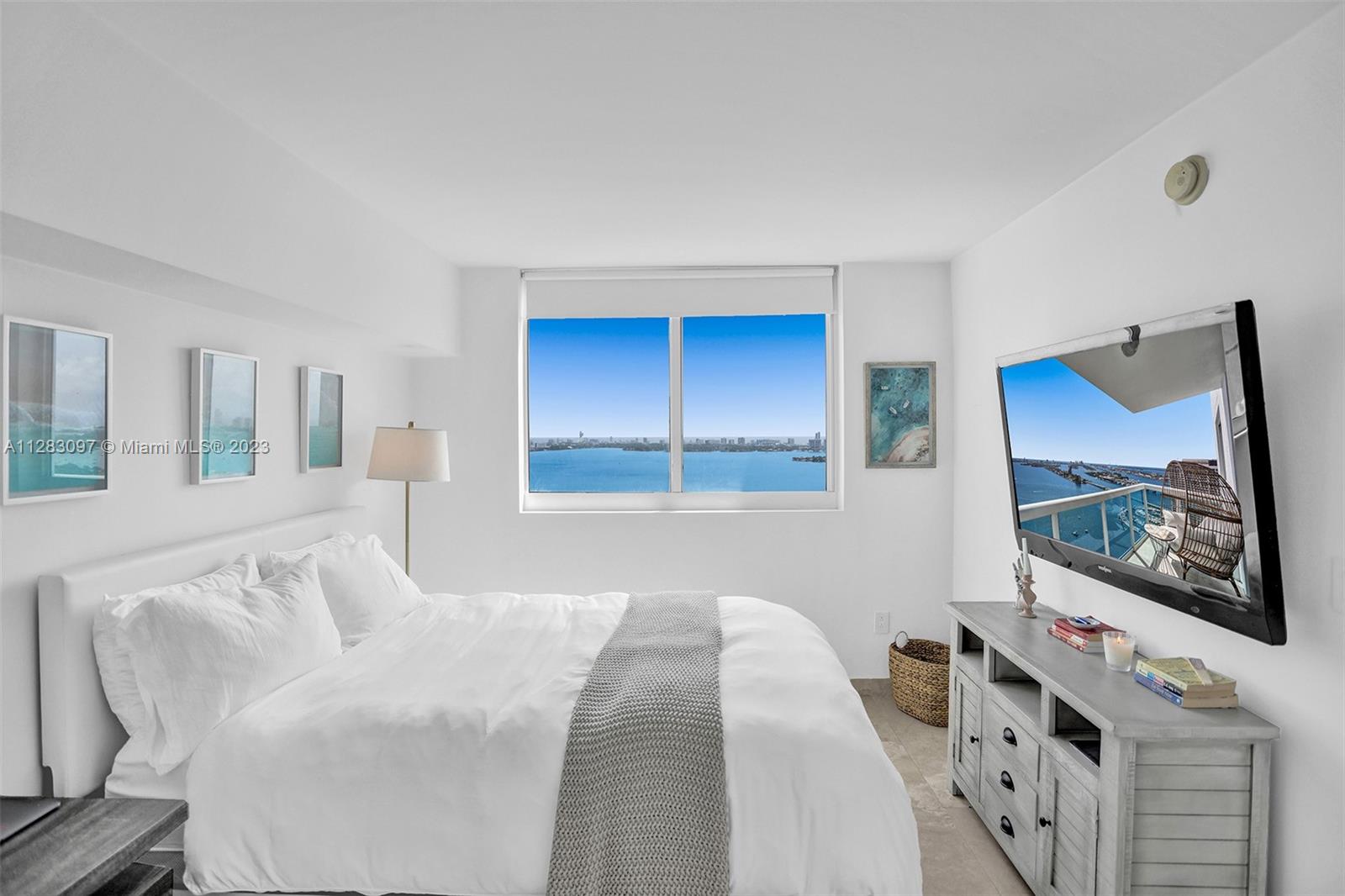 1800 N Bayshore Dr Unit: 3803