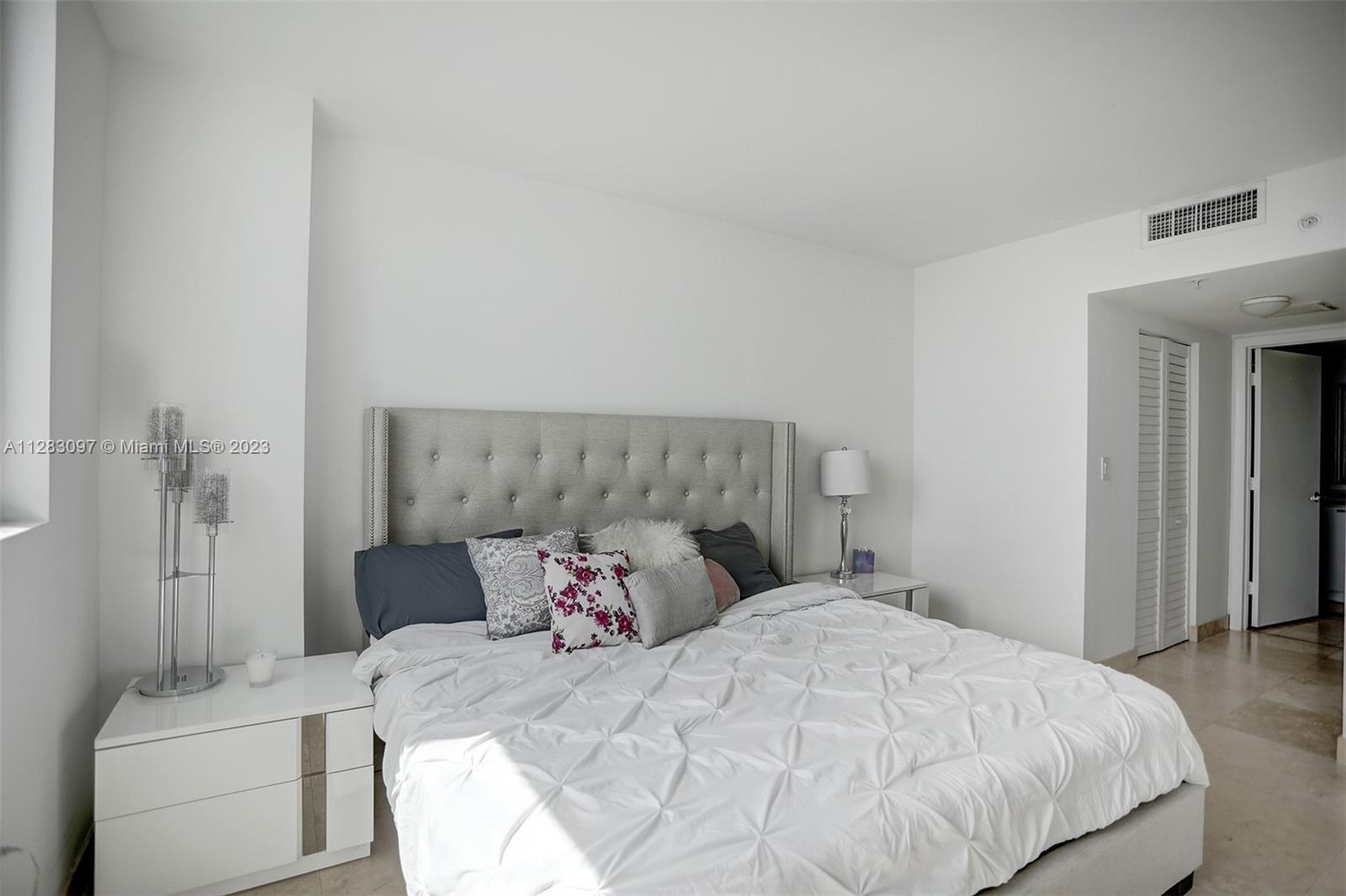 1800 N Bayshore Dr Unit: 3803