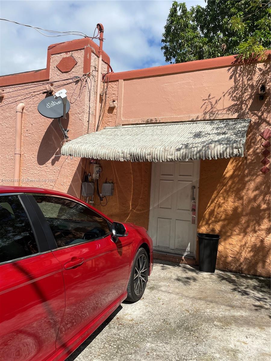 1370 SW 5th St