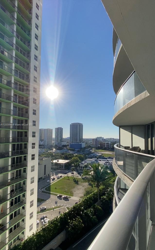 488 NE 18th St Unit: 1804