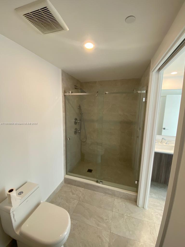 488 NE 18th St Unit: 1804