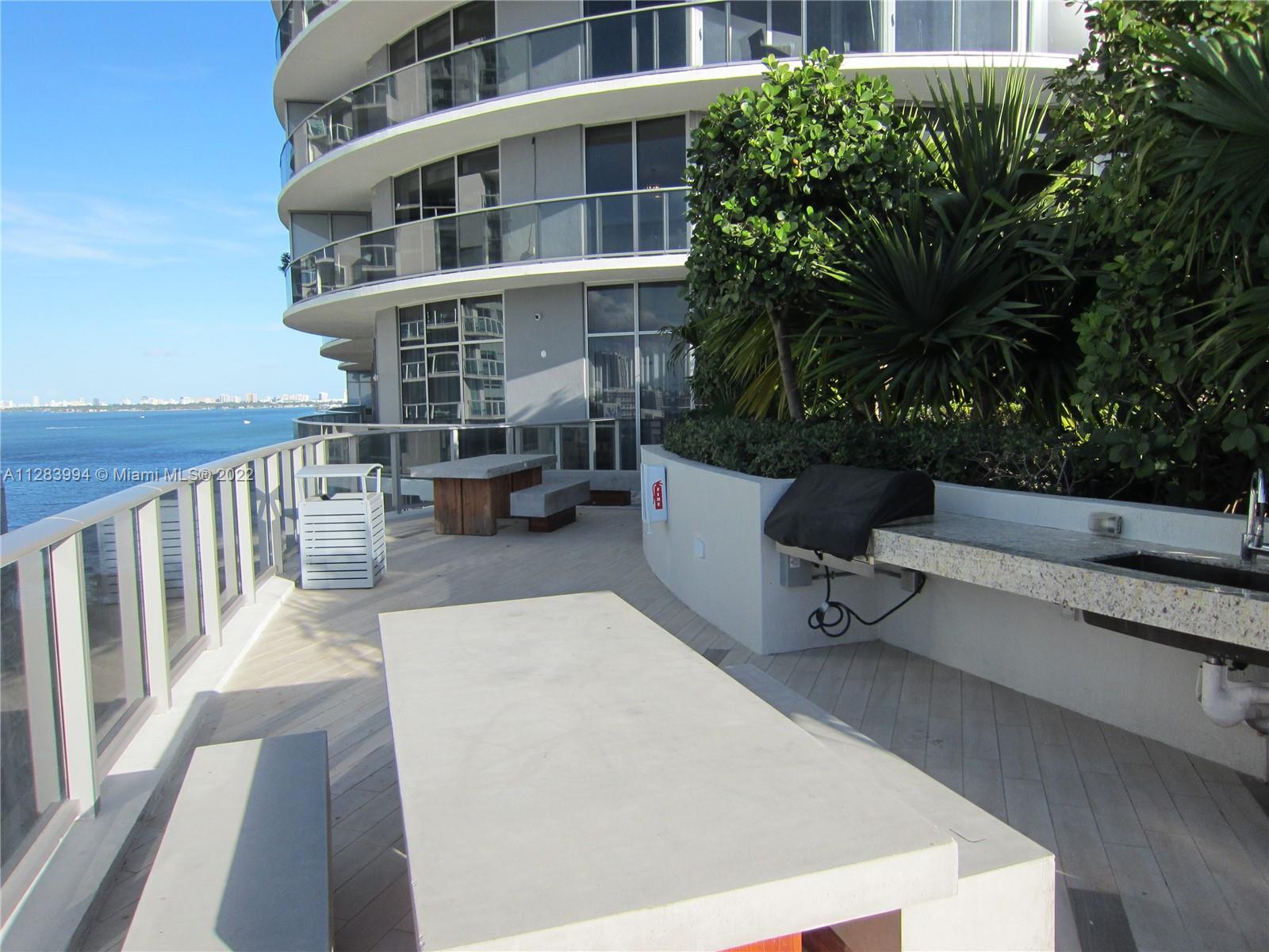 488 NE 18th St Unit: 1804