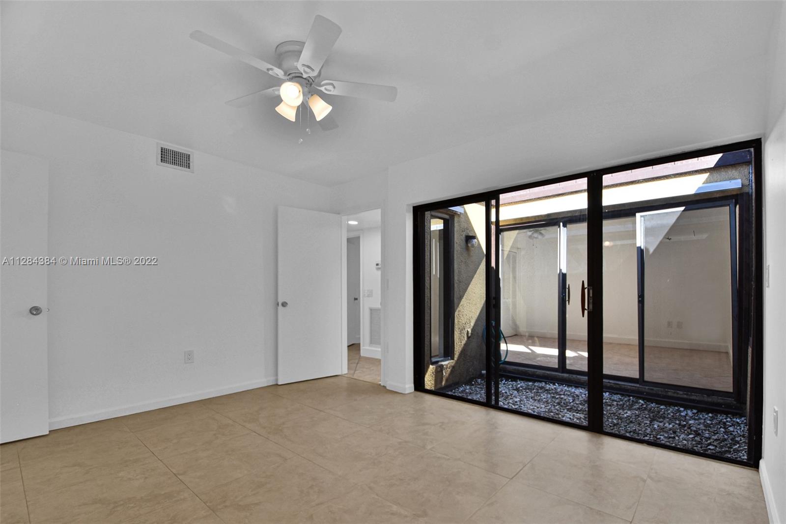 1034 NE 204th Ter