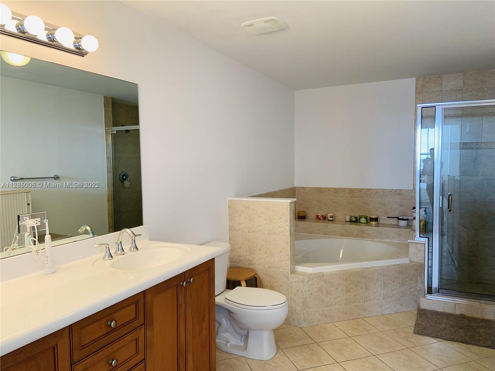 8395 SW 73rd Ave Unit: 704