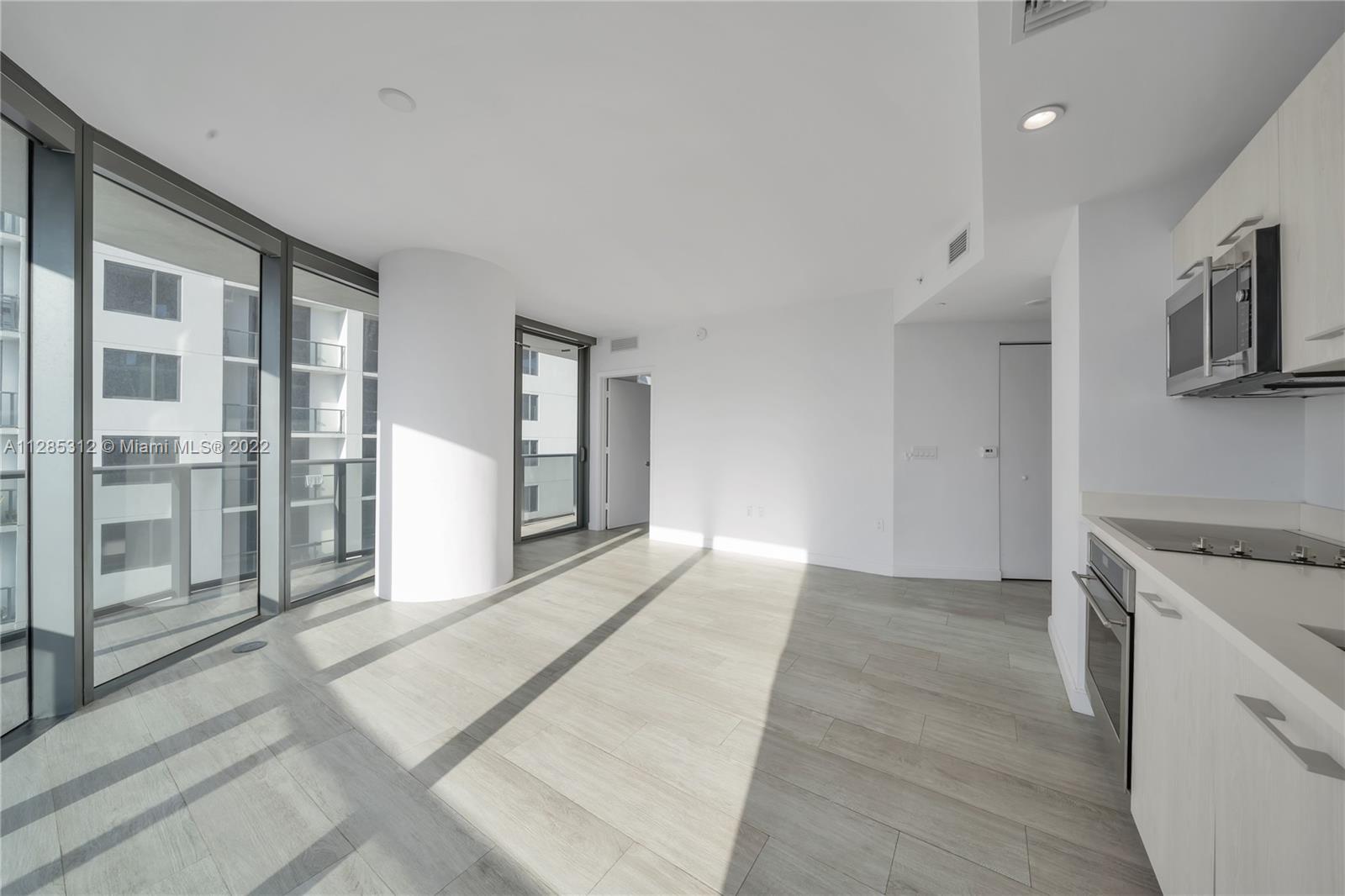 55 SW 9th St Unit: 3708