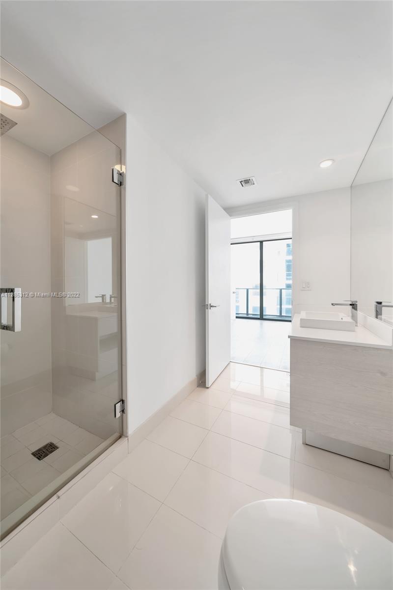 55 SW 9th St Unit: 3708