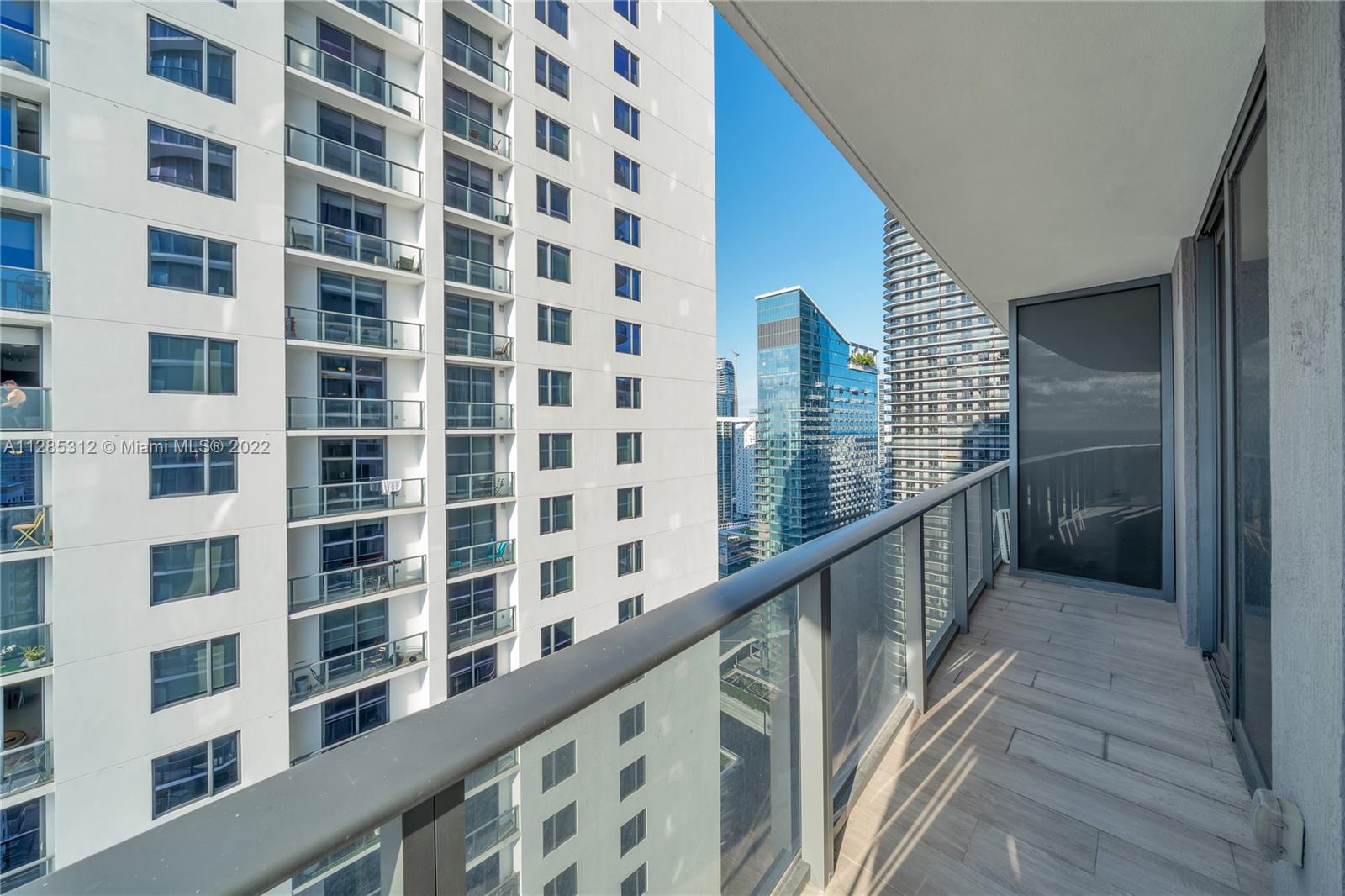 55 SW 9th St Unit: 3708
