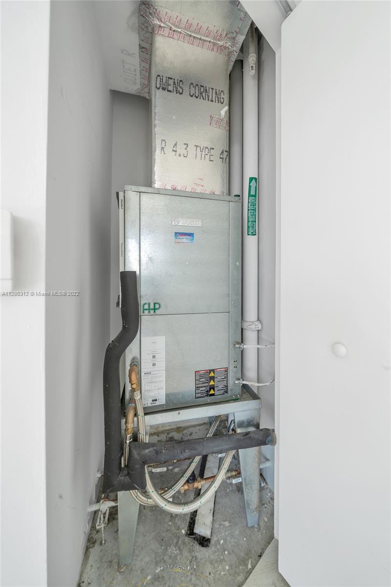 55 SW 9th St Unit: 3708