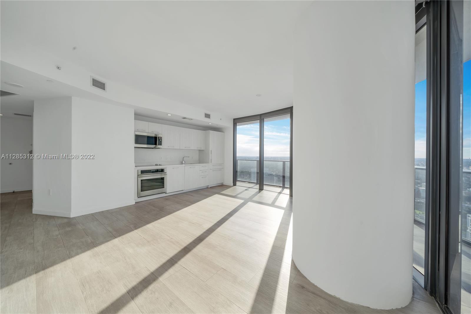 55 SW 9th St Unit: 3708
