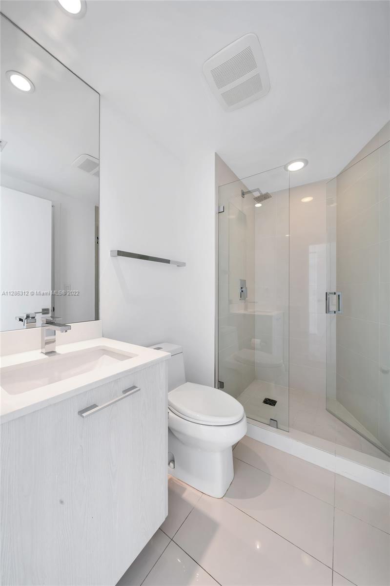 55 SW 9th St Unit: 3708