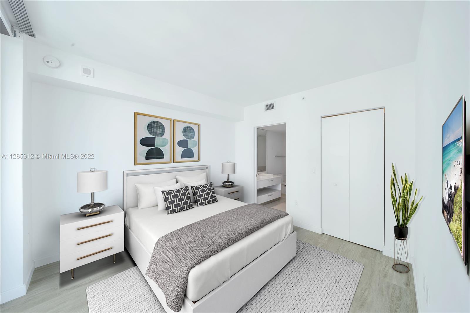 55 SW 9th St Unit: 3708