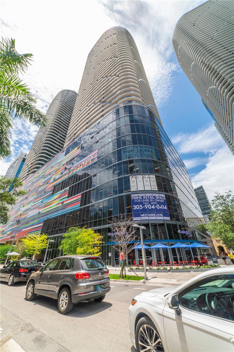55 SW 9th St Unit: 3708