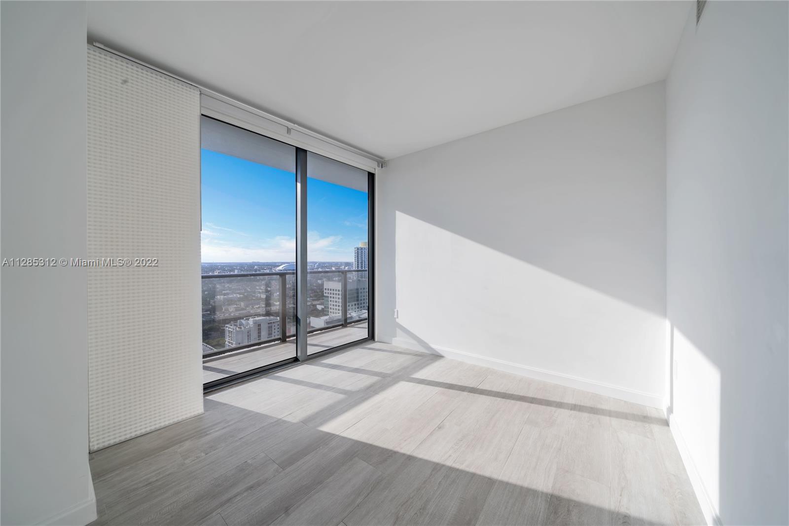 55 SW 9th St Unit: 3708