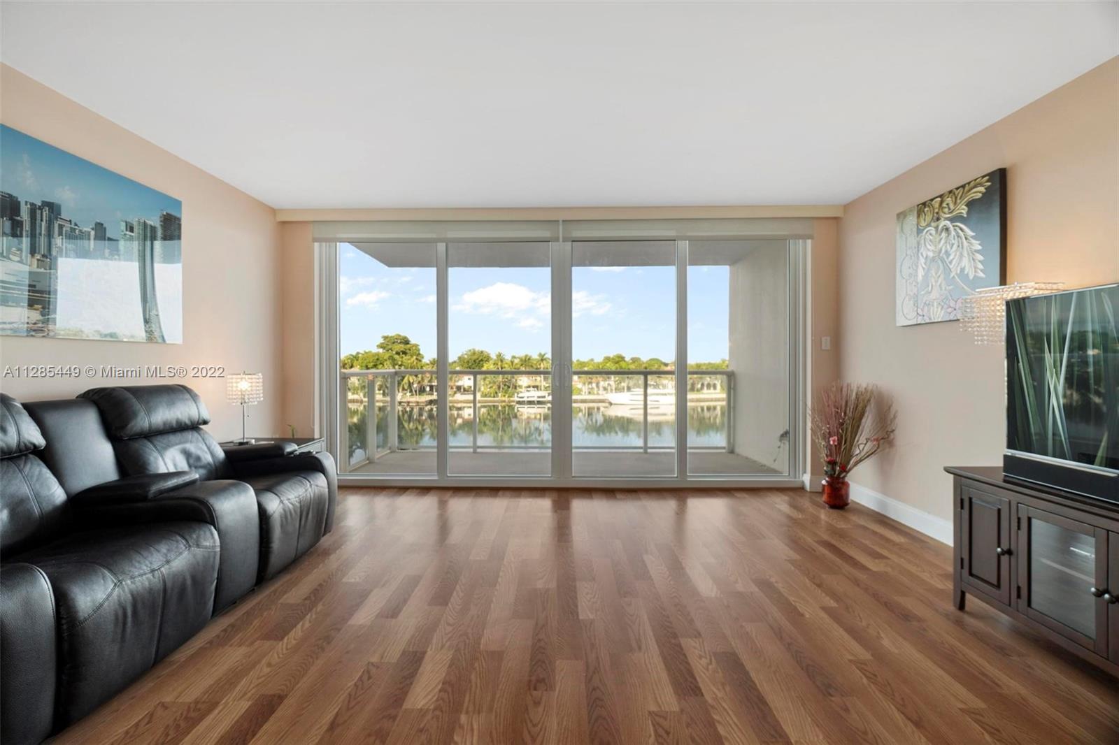 5750 Collins Ave Unit: 4C