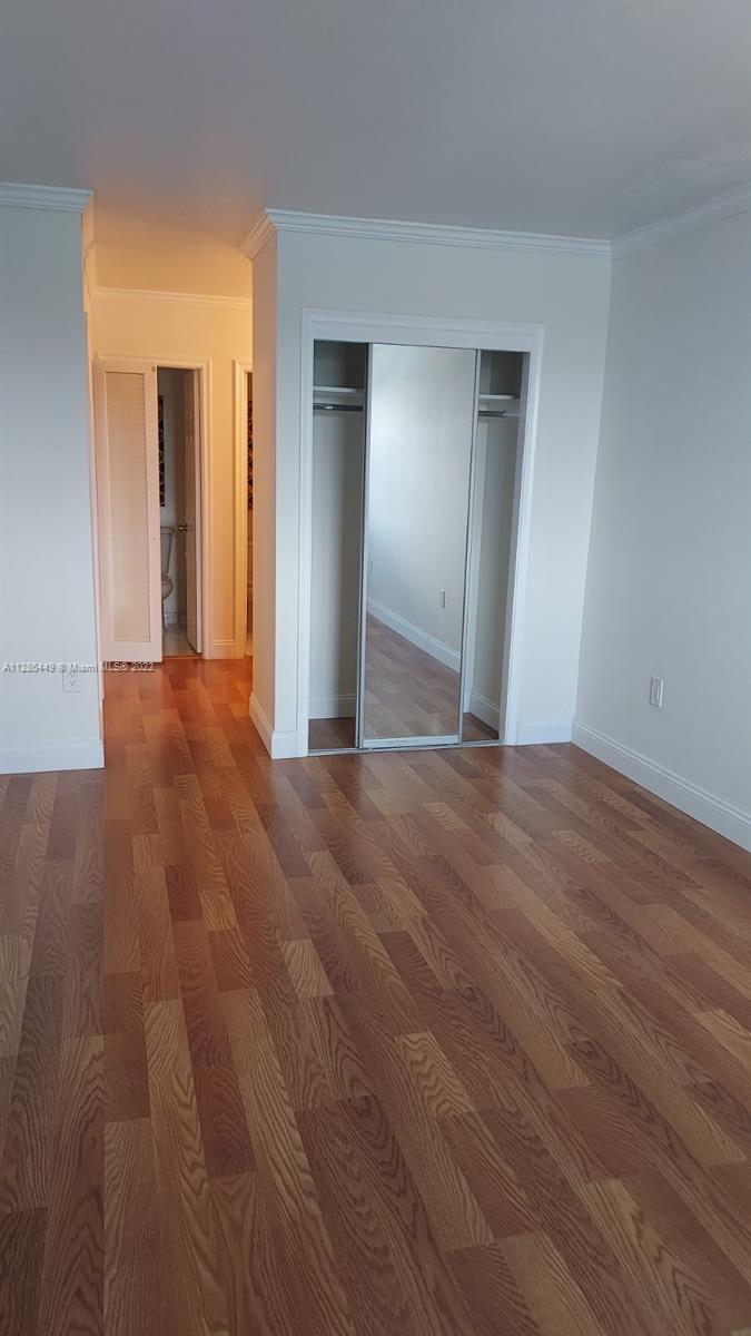 5750 Collins Ave Unit: 4C